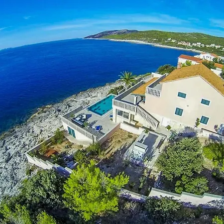 Sleeps 12 With Pool Air Con And Wifi * Smokvica (Korcula)