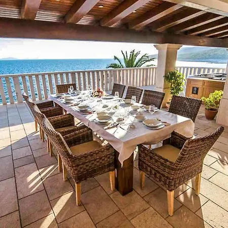 Villa Sleeps 12 With Pool Air Con And Wifi Smokvica (Korcula)